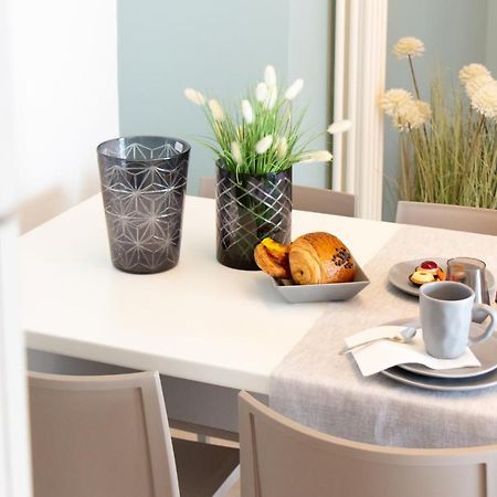 Residenza Alma Aparthotel Riccione Kültér fotó