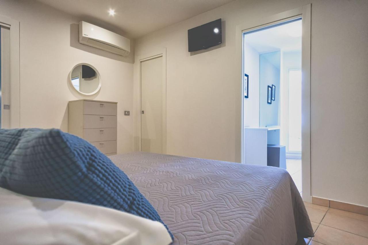 Residenza Alma Aparthotel Riccione Kültér fotó